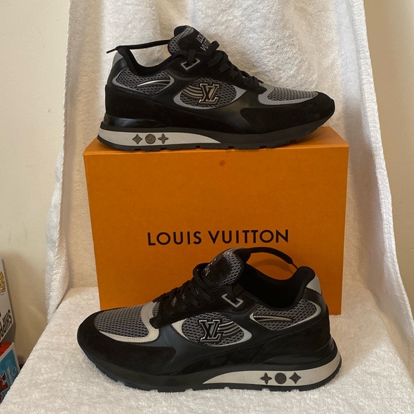 Louis Vuitton Run Away Sneakers NWT - Picture 1 of 8